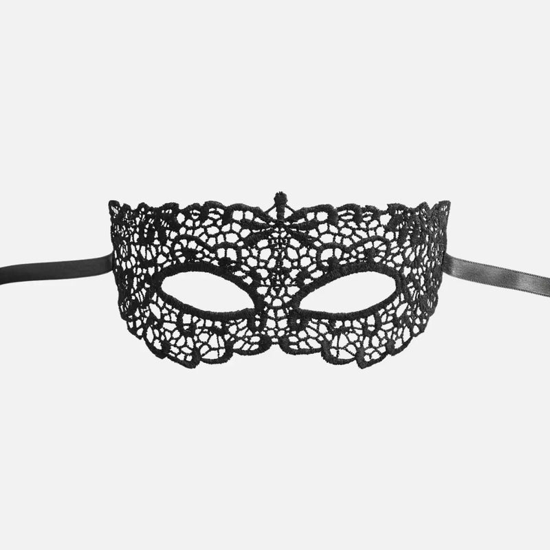 Black lace eye mask